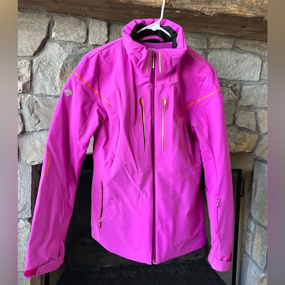 Descente women’s ski jacket.
